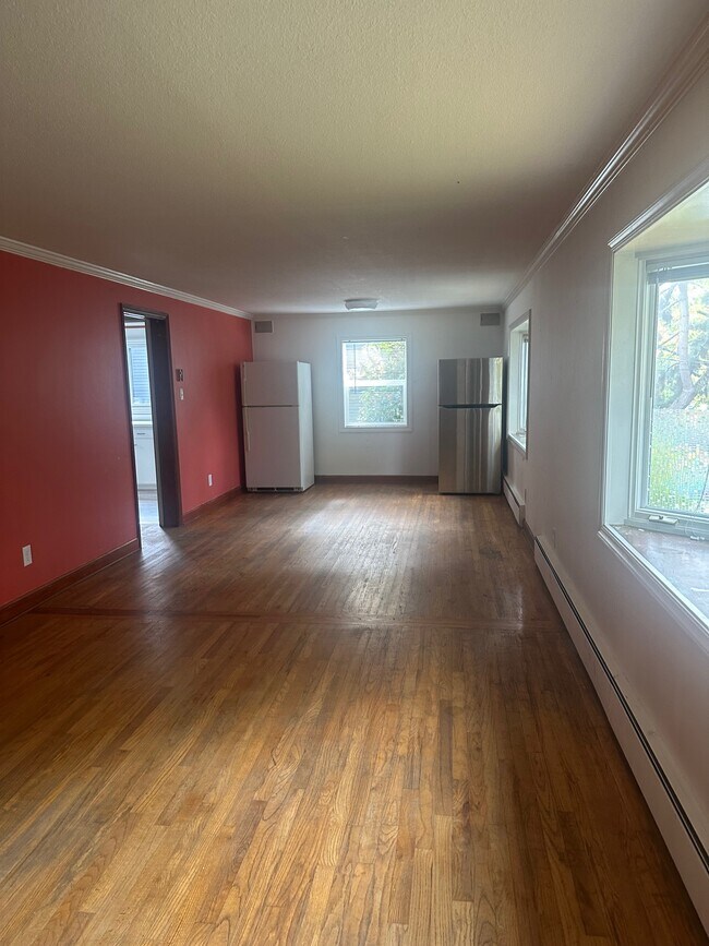 8018 Densmore Avenue North, Seattle, WA 98103 photo 3