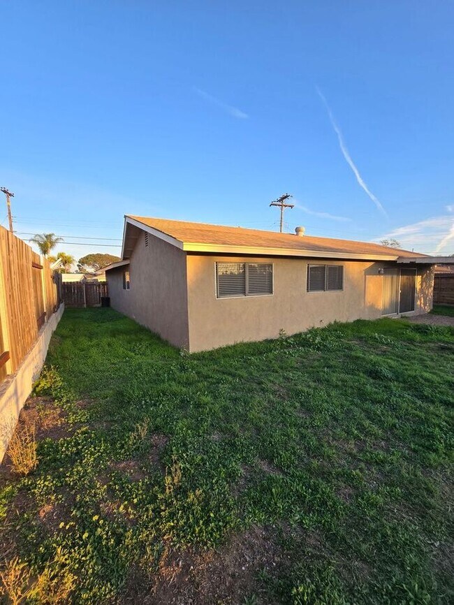 Gorgeous remodeled 3bd 2 bath home available in Clairemont photo 5