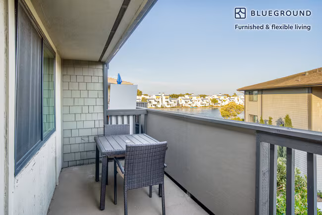 766 Edgewater Blvd Foster City, CA 94404 photo 4