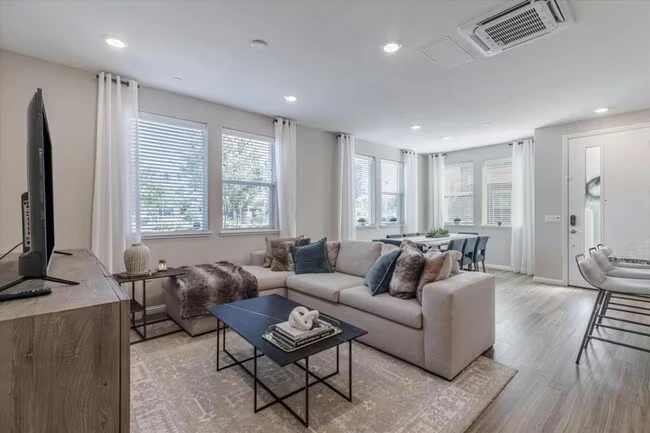 6568 Vision Ct San Jose, CA 95119 photo 5