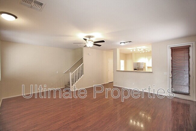 10012 W Kingman St Tolleson, AZ 85353 photo 2