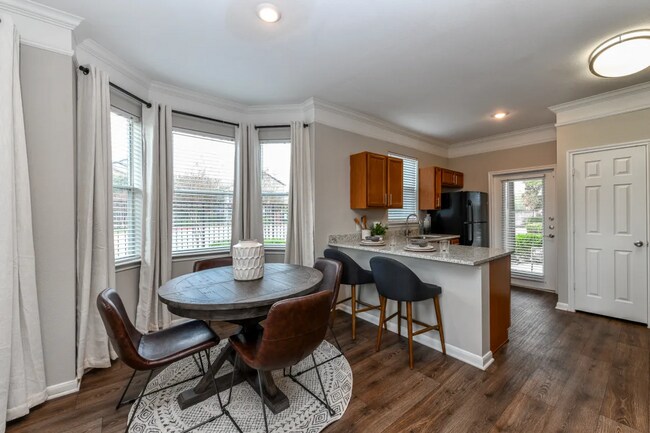 2960 Synott Road, Houston, TX 77082 photo 2