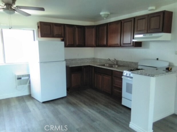1724 Crofton Ln Escondido, CA 92027 photo 4