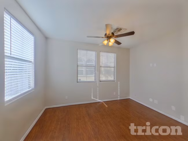 451 S Hawes Rd Mesa, AZ 85208 photo 4
