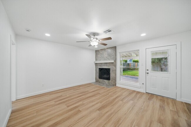 9711 Derrik Drive, Houston, TX 77080 photo 4