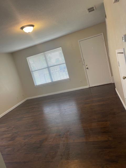 908 Guadalupe St photo 2