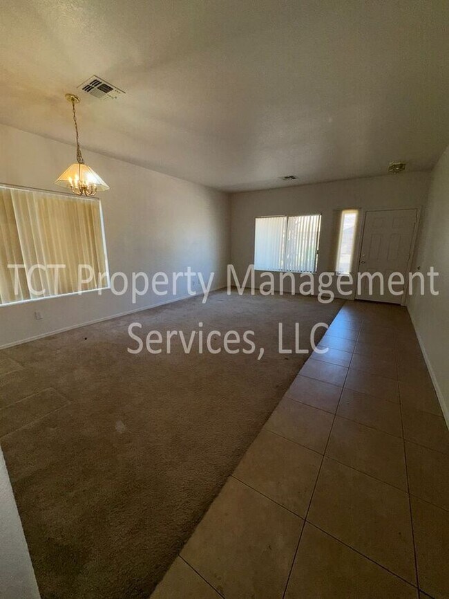 12827 W Modesto Dr Litchfield Park, AZ 85340 photo 2