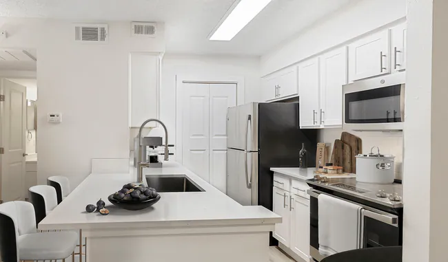 Summers Crossing Apartments photo 2