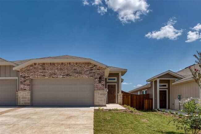 748 Harvest Moon Drive, Venus, TX 76084 photo 2