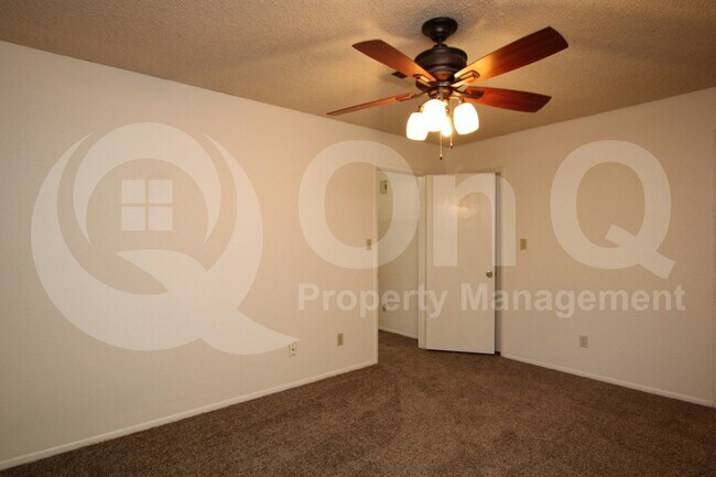 330 West Tonopah Drive, Phoenix, AZ 85027 photo 5