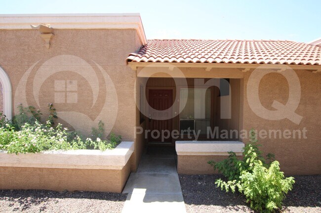 330 West Tonopah Drive, Phoenix, AZ 85027 photo 2