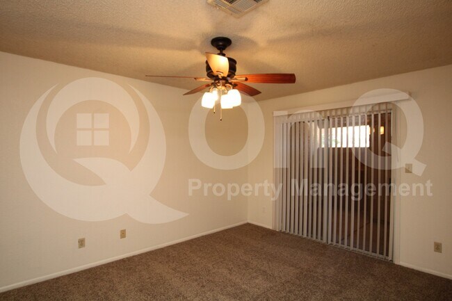 330 West Tonopah Drive, Phoenix, AZ 85027 photo 4