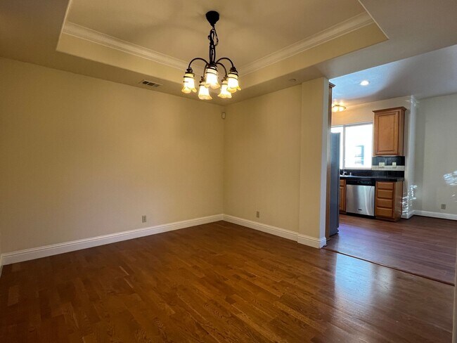 Bright 3 Bedroom 2.5 Bath Townhouse in San Jose photo 3