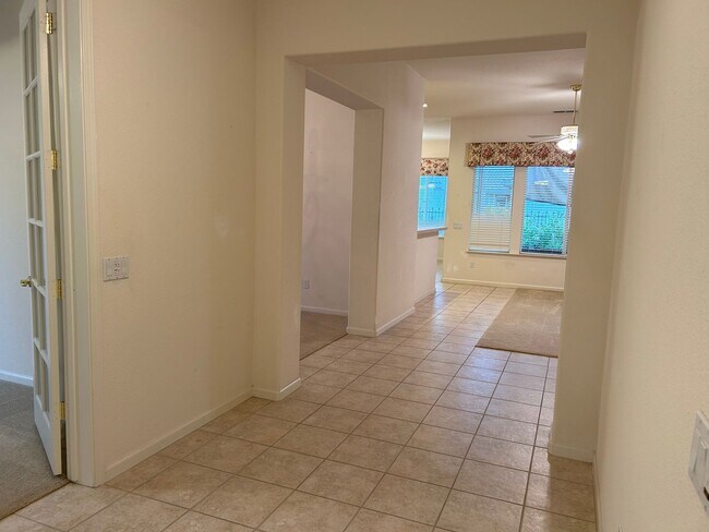 372 Street Claire Terrace, Brentwood, CA 94513 photo 3