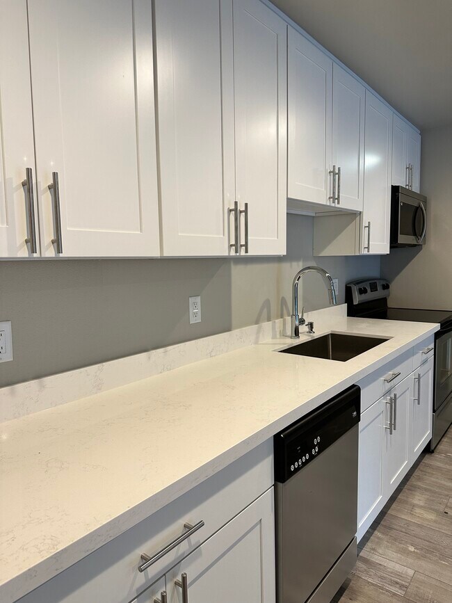 4731 12th Ave NE Seattle, WA 98105 photo 5