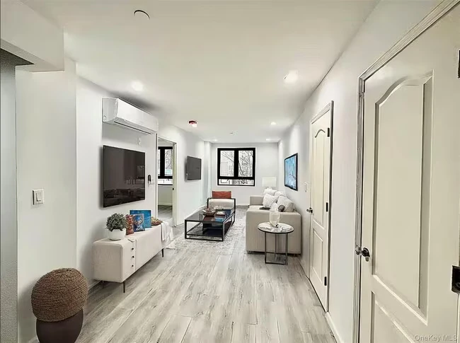 73-02 Woodside Ave Queens, NY 11377 photo 4