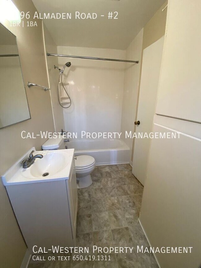 2496 Almaden Rd San Jose, CA 95125 photo 5