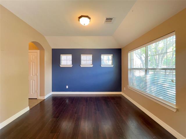 4716 Worchester Lane, Mckinney, TX 75070 photo 2