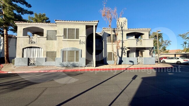 600 W Grove Pkwy Tempe, AZ 85283 photo 2