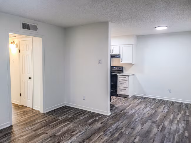 Avalon Apartments photo 4