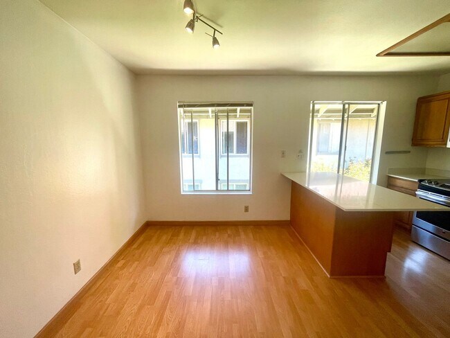 2560 Walnut Blvd Walnut Creek, CA 94596 photo 5