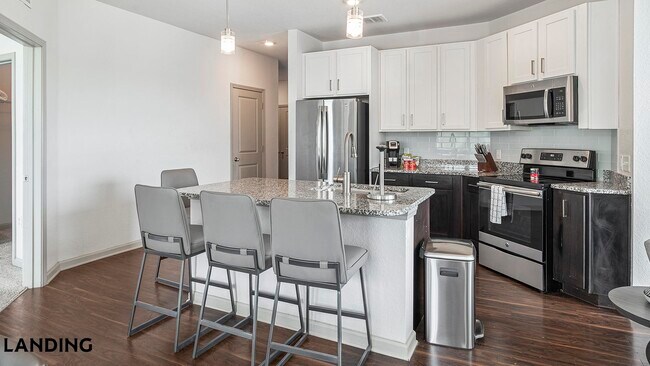3030 Telegraph Ave Berkeley, CA 94705 photo 4
