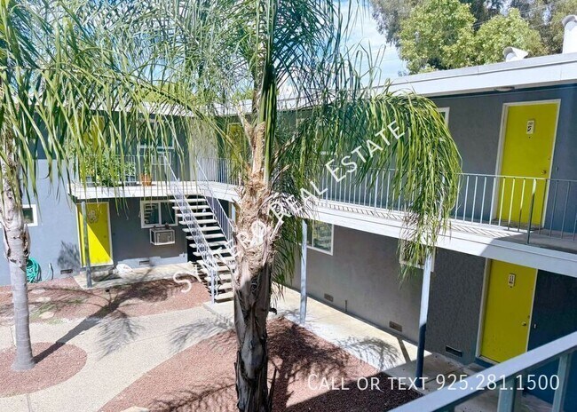 1515 West St Concord, CA 94521 photo 2