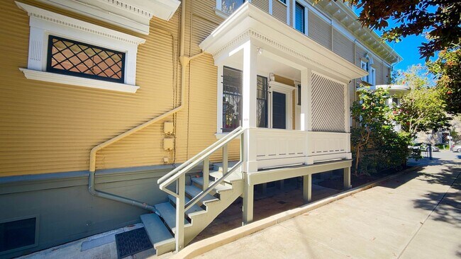 2318 Durant Ave Berkeley, CA 94704 photo 2