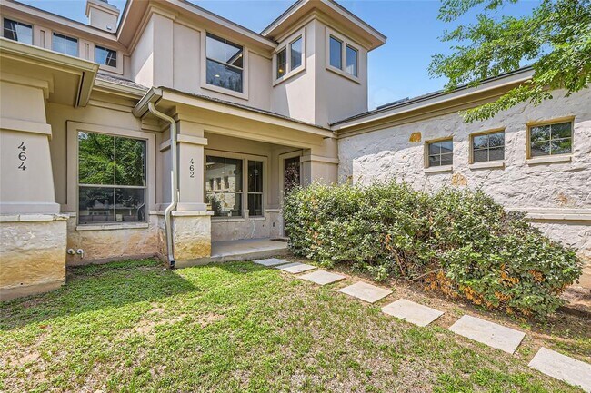 462 Stagecoach Trail San Marcos, TX 78666 photo 2