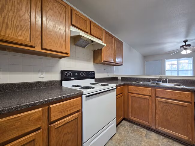 2317 Terrace Dr Killeen, TX 76543 photo 4