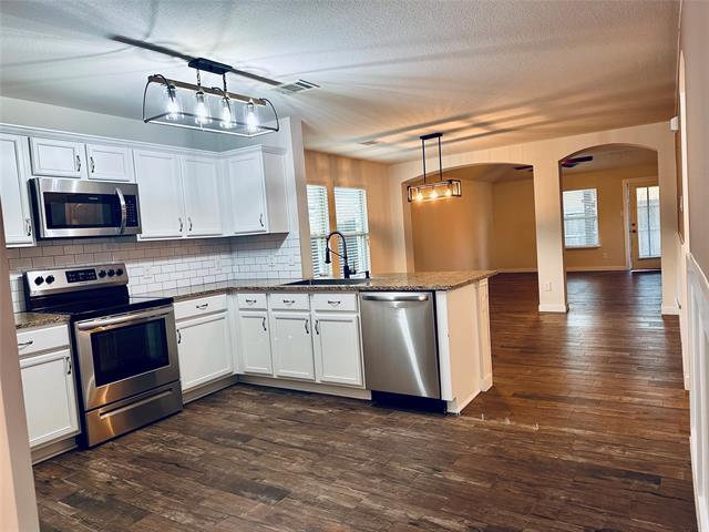 806 Amber Street, Princeton, TX 75407 photo 4