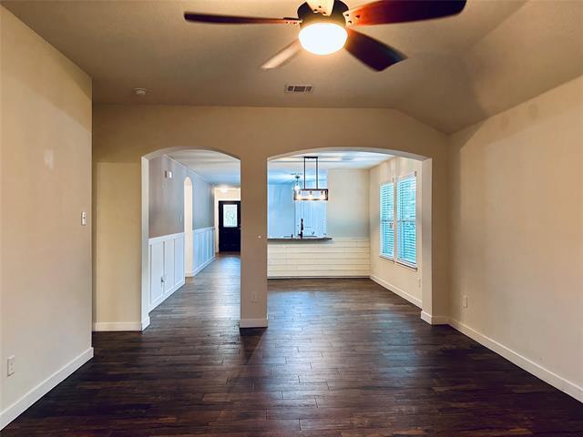806 Amber Street, Princeton, TX 75407 photo 3