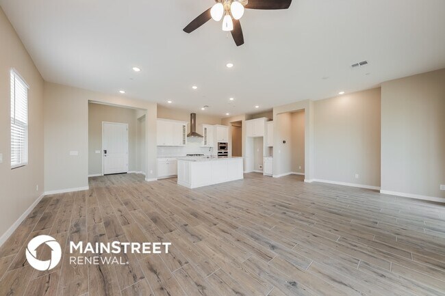 14069 W Desert Flower Dr Goodyear, AZ 85395 photo 5