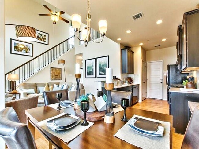 1500 Airedale Rd Austin, TX 78748 photo 5