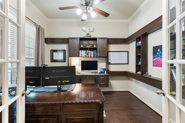 2844 Lacompte Drive, Dallas, TX 75227 photo 3