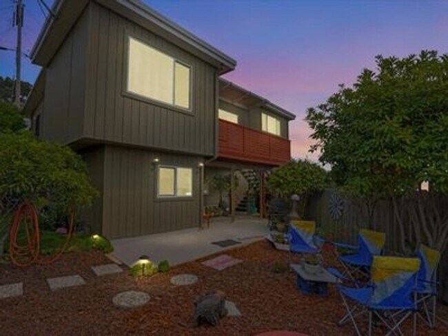 6609 Gatto Avenue, El Cerrito, CA 94530 photo 2