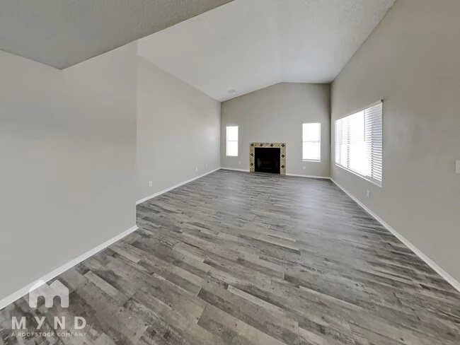 1908 N Jay St Chandler, AZ 85225 photo 3