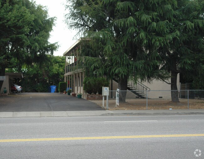 382 North Fair Oaks Avenue, Sunnyvale, CA 94085 photo 3