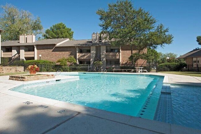2750 E Trinity Mls Rd Carrollton, TX 75006 photo 4