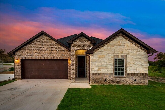 1905 Kelly St Fort Worth, TX 76104 photo 3
