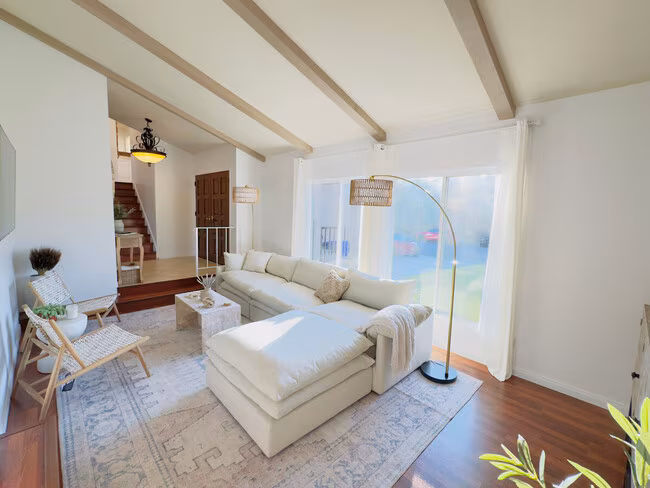 2565 Pinewood St Del Mar, CA 92014 photo 2