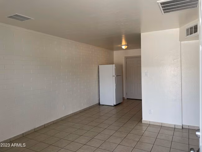 1349 E Sahuaro Dr Phoenix, AZ 85020 photo 4