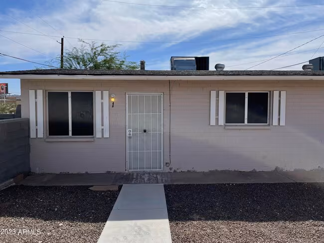 1349 E Sahuaro Dr Phoenix, AZ 85020 photo 2