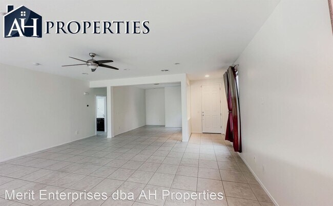 2133 E Aire Libre Ave Phoenix, AZ 85022 photo 3