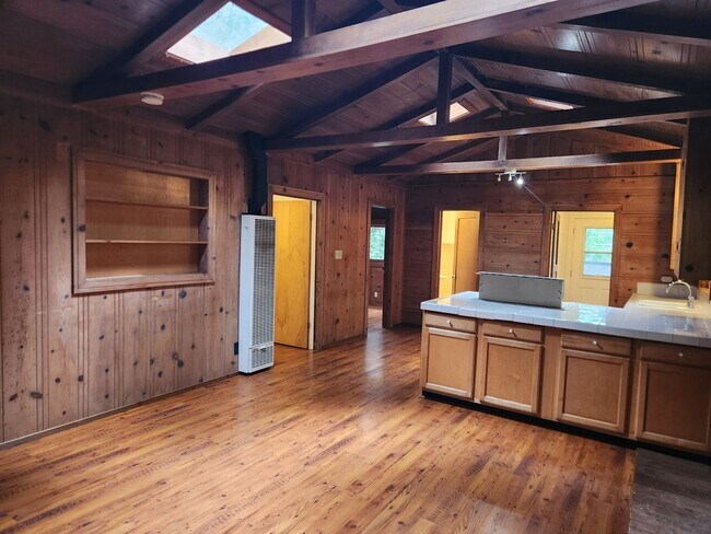 11075 Dell Ave Forestville, CA 95436 photo 5