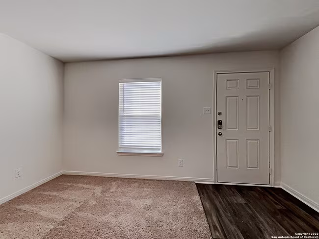 7262 Lazy Cyn San Antonio, TX 78252 photo 5
