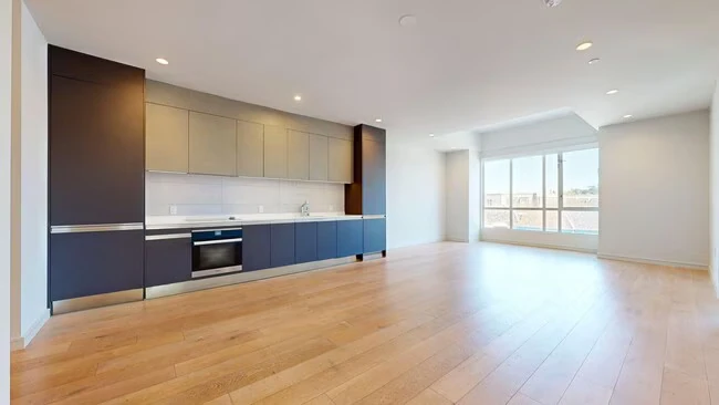 606 Capp St San Francisco, CA 94110 photo 3
