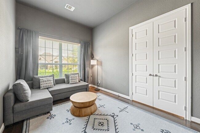 4519 Sterling Heights Lane, Sugar Land, TX 77479 photo 3
