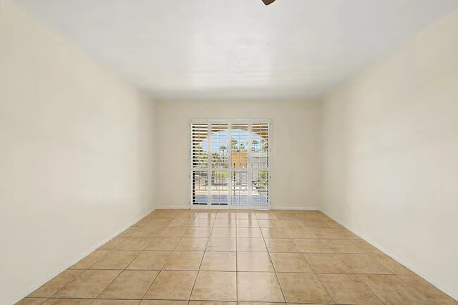 3033 E Devonshire Ave Phoenix, AZ 85016 photo 5