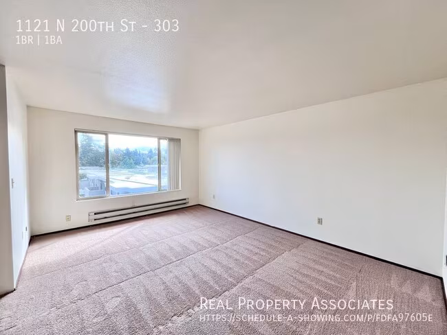 1121 N 200th St Shoreline, WA 98133 photo 3